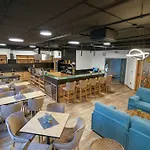 Chors Like A Hotel - Capsule & Nft Boutique Hostel Bratislava - City Center *