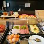 Chors Like A Hotel - Capsule & Nft Boutique Hostel Bratislava - City Center Hostel