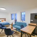 Chors Like A Hotel - Capsule & Nft Boutique Hostel Bratislava - City Center Hostel Bratislava