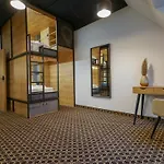 Hostel Chors Like A Hotel - Capsule & Nft Boutique Hostel Bratislava - City Center *