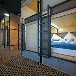 Chors Like A Hotel - Capsule & Nft Boutique Hostel Bratislava - City Center