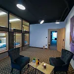 Chors Like A Hotel - Capsule & Nft Boutique Hostel Bratislava - City Center Hostel