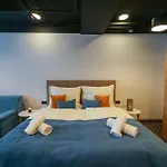 Chors Like A Hotel - Capsule & Nft Boutique Hostel Bratislava - City Center * Bratislava