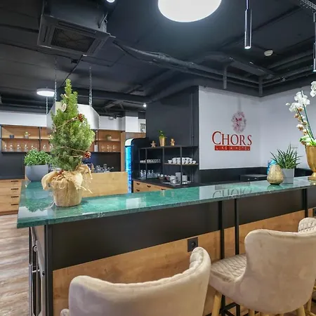 Chors Like A - Capsule & Nft Boutique - Center Ostello