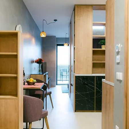 Chors Like A - 1st World Nft Block & Art Capsule Metachors ברטיסלאבה