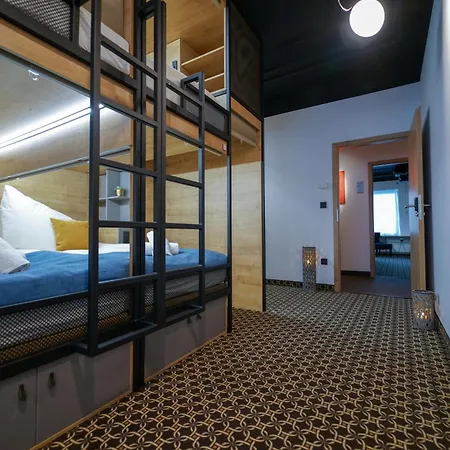 Chors Like A - 1st World Nft Block & Art Capsule Metachors *