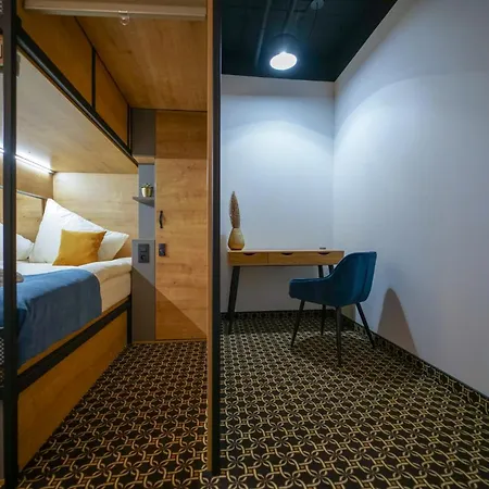 Chors Like A - 1st World Nft Block & Art Capsule Metachors * Братислава