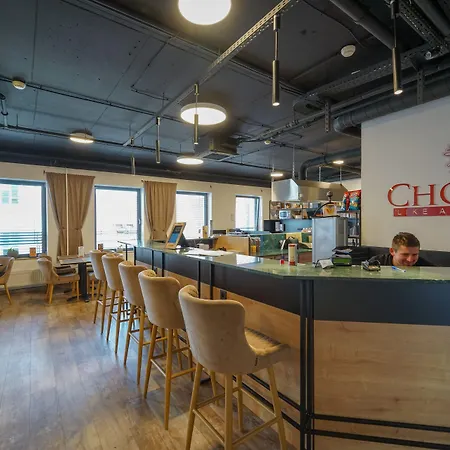 Chors Like A - 1st World Nft Block & Art Capsule Metachors ברטיסלאבה