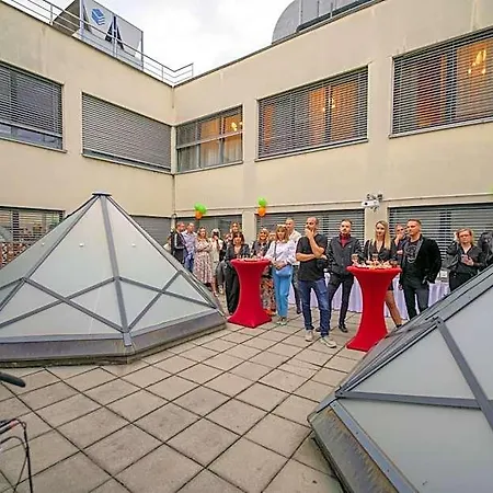 Chors Like A - Capsule & Nft Boutique - Center * Bratislava