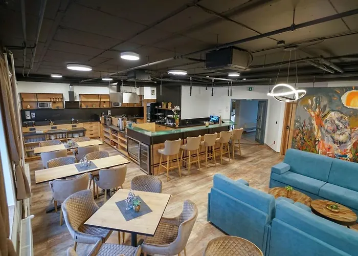 Chors Like A Hotel - Capsule & Nft Boutique Hostel Bratislava - City Center *