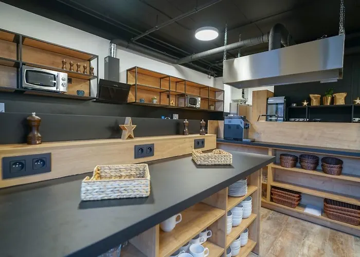 Chors Like A - Capsule&nft Boutique - Center * Bratislava