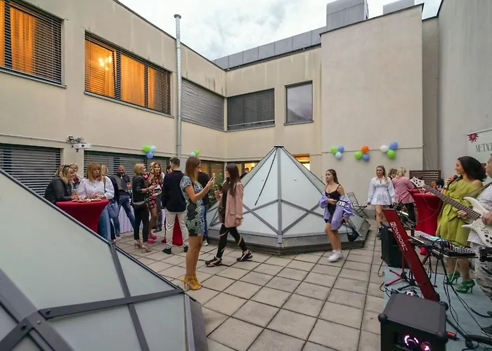 CHORS like a hotel - Capsule&NFT Boutique Hostel Bratislava - City Center Auberge de jeunesse Bratislava