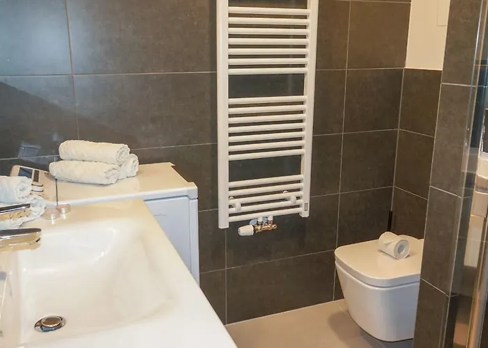 CHORS like a hotel - Capsule&NFT Boutique Hostel Bratislava - City Center Auberge de jeunesse