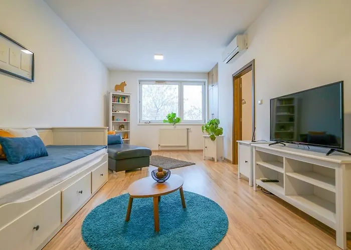 CHORS like a hotel - Capsule&NFT Boutique Hostel Bratislava - City Center Auberge de jeunesse