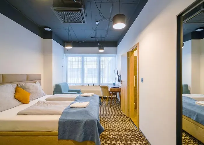 CHORS like a hotel - Capsule&NFT Boutique Hostel Bratislava - City Center Bratislava