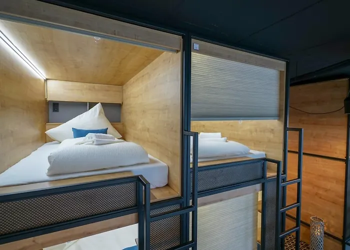 Auberge de jeunesse Chors Like A - Capsule&nft Boutique - Center *