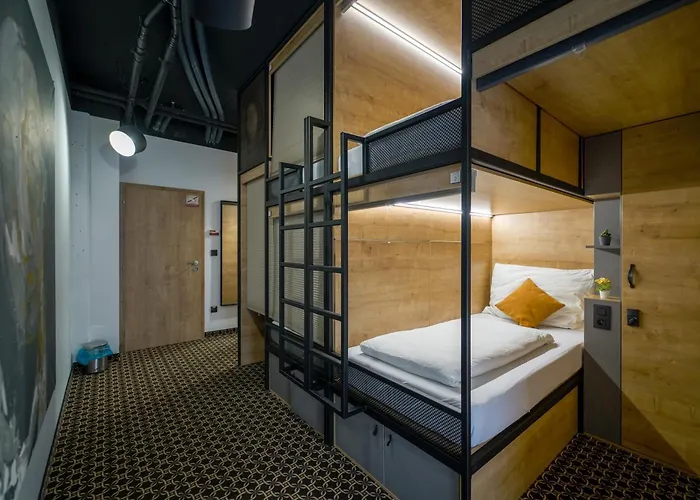 Auberge de jeunesse CHORS like a hotel - Capsule&NFT Boutique Hostel Bratislava - City Center