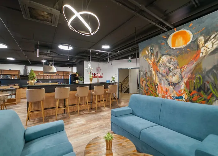 Chors Like A Hotel - Capsule & Nft Boutique Hostel Bratislava - City Center