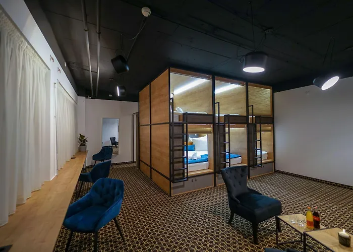 Chors Like A Hotel - Capsule & Nft Boutique Hostel Bratislava - City Center Hostel *