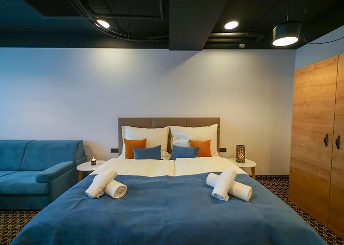 CHORS like a hotel - Capsule&NFT Boutique Hostel Bratislava - City Center * Bratislava