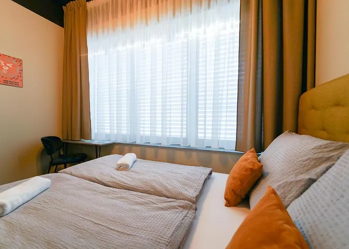 Chors Like A Hotel - Capsule & Nft Boutique Hostel Bratislava - City Center *