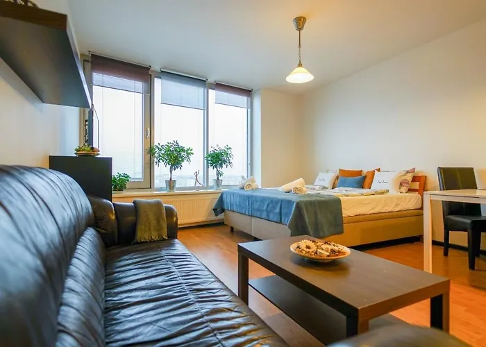 Hostel Chors Like A Hotel - Capsule & Nft Boutique Hostel Bratislava - City Center *