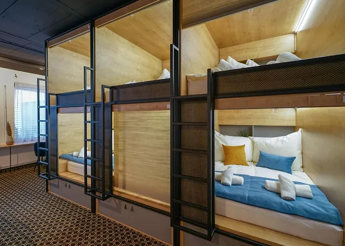 Hostel Chors Like A Hotel - Capsule & Nft Boutique Hostel Bratislava - City Center