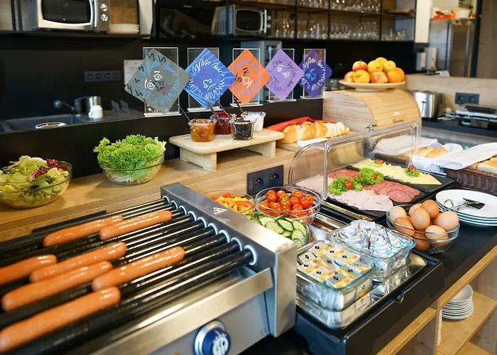 Chors Like A Hotel - Capsule & Nft Boutique Hostel Bratislava - City Center * Bratislava