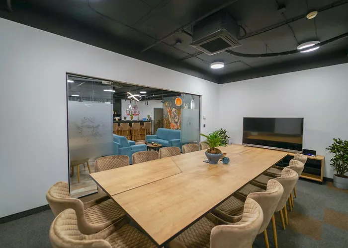 Chors Like A Hotel - Capsule & Nft Boutique Hostel Bratislava - City Center Bratislava